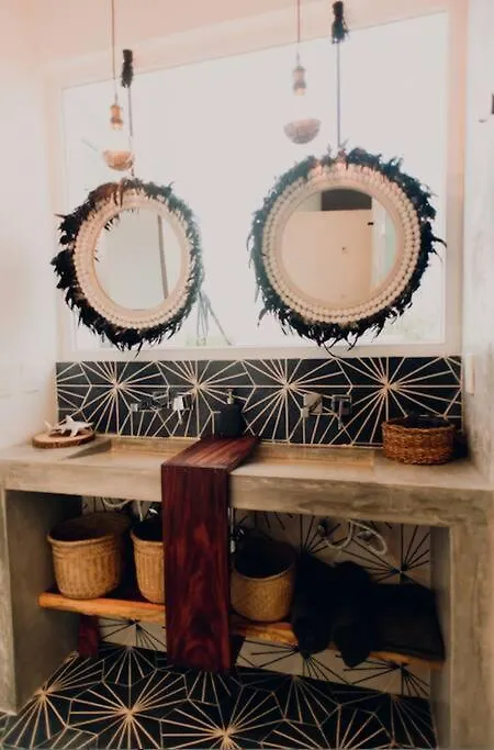 Tulum Beachfront Villa I'Ik