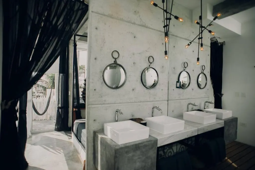 Tulum Beachfront Villa I'Ik Mexico