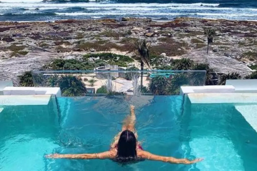 Tulum Beachfront Villa I'Ik